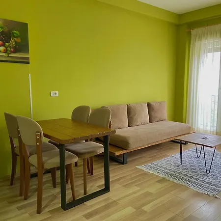 Cozy Tiran